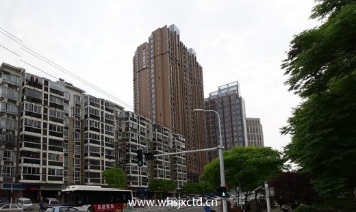 三金雄楚天地